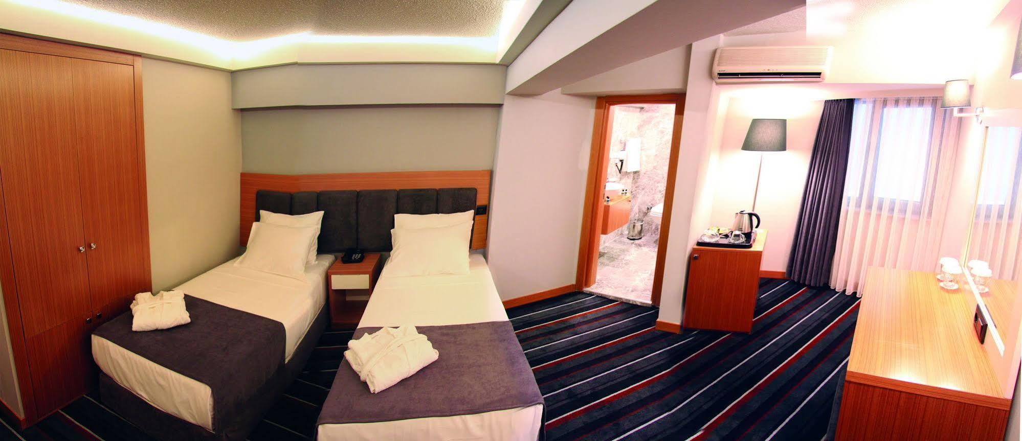 Bergama Hotel Old City อิสตันบูล ภายนอก รูปภาพ